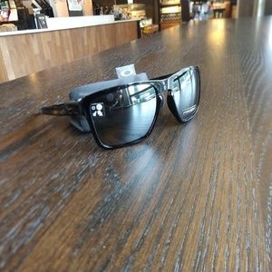 Oakley Sliver XL